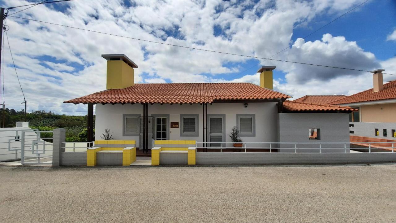 Casa Jone Villa โตมาร์ ภายนอก รูปภาพ